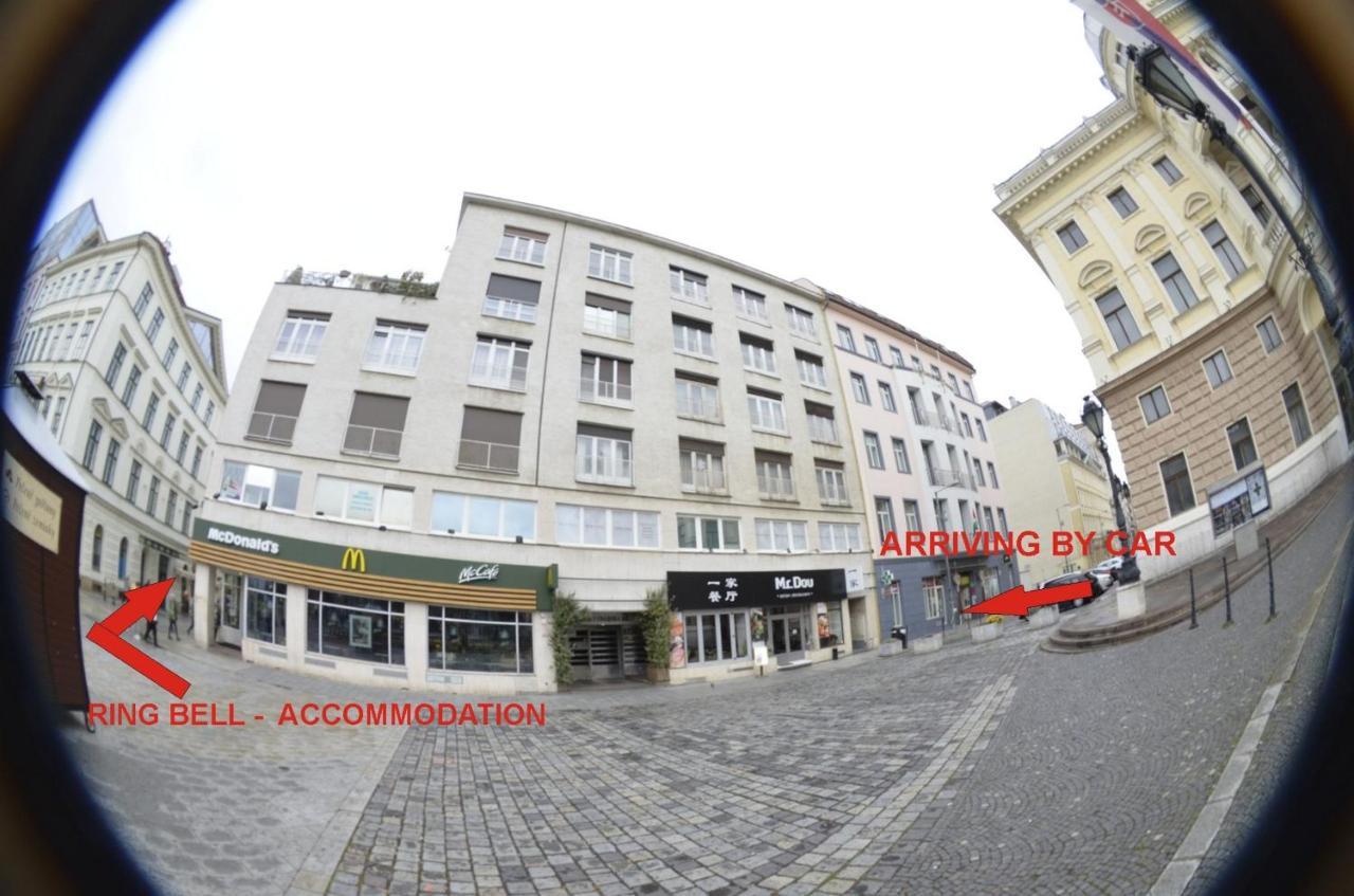 Apartman Old Centre - Rybarska Brana Bratislava Exterior photo